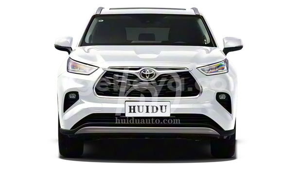 Buy New Toyota Highlander White Car in Fiche in Oromia Buy New Toyota Highlander White Car in Fiche in Oromia