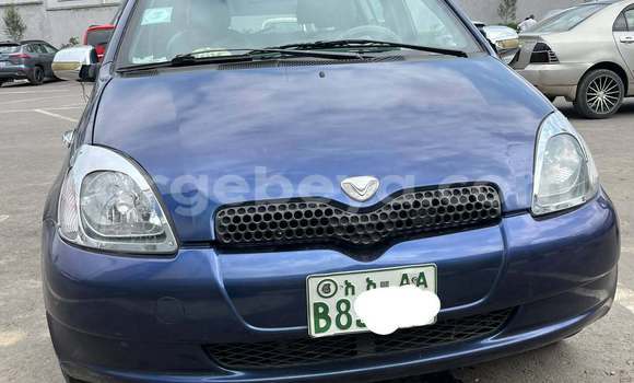 Buy Used Toyota Vitz Blue Car in Addis–Ababa in Ethiopia