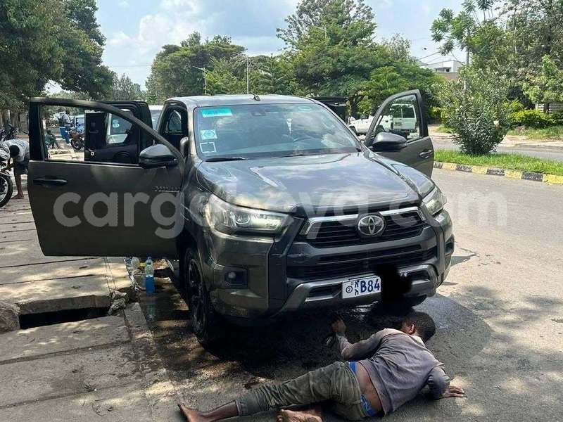 Big with watermark toyota hilux ethiopia addis ababa 13536