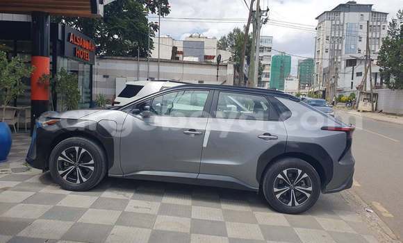 Buy Used Toyota Brevis Other Car in Addis ababa in Africa Buy Used Toyota Brevis Other Car in Addis ababa in Africa