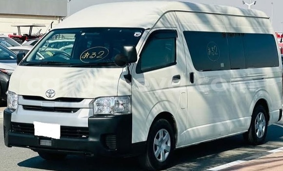 Buy Used Toyota Hiace White Car in Addis ababa in Africa