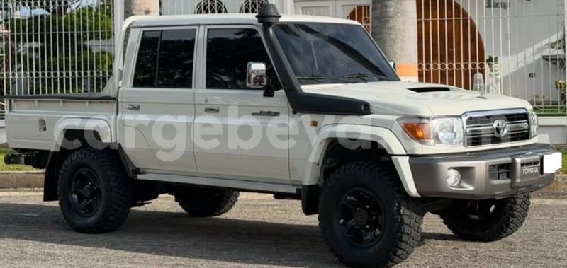 Big with watermark toyota land cruiser africa addis ababa 13576