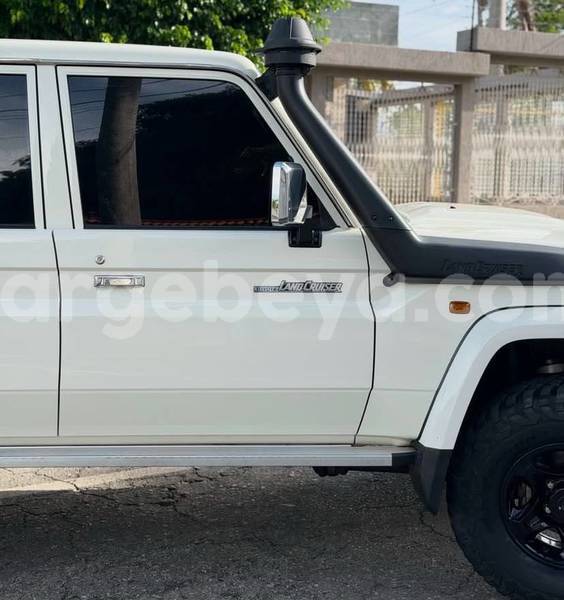 Big with watermark toyota land cruiser africa addis ababa 13576
