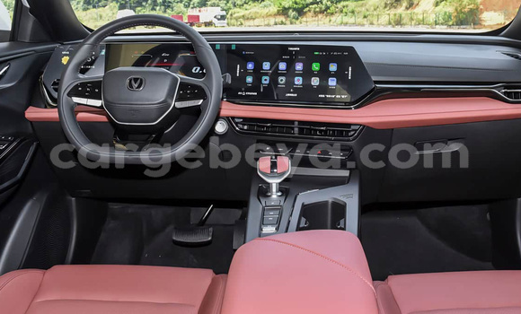 ይግዙ አዲስ Changan Z-Shine ጥቁር መኪና በ Bedelē በ ኢትዮጵያ ይግዙ አዲስ Changan Z-Shine ጥቁር መኪና በ Bedelē በ ኢትዮጵያ