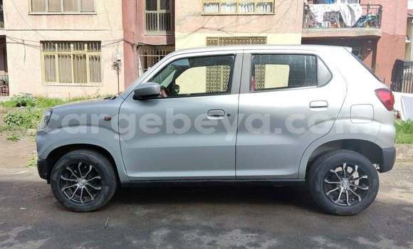 Oofamaa Suzuki Solio Other Makiinaa iti Addis ababa keessatti Africa keessatti Oofamaa Suzuki Solio Other Makiinaa iti Addis ababa keessatti Africa keessatti