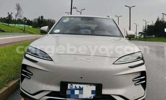 Oofamaa Toyota Surf Other Makiinaa iti Addis ababa keessatti Africa keessatti