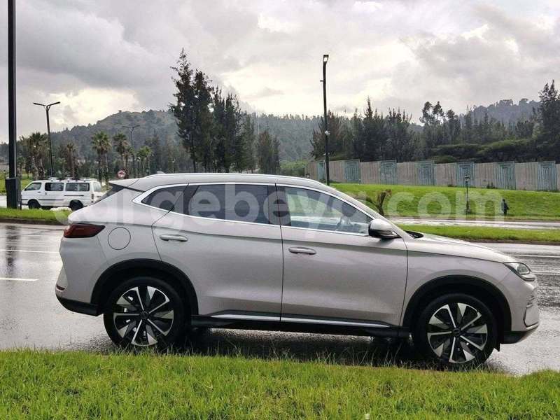Big with watermark toyota surf africa addis ababa 13593