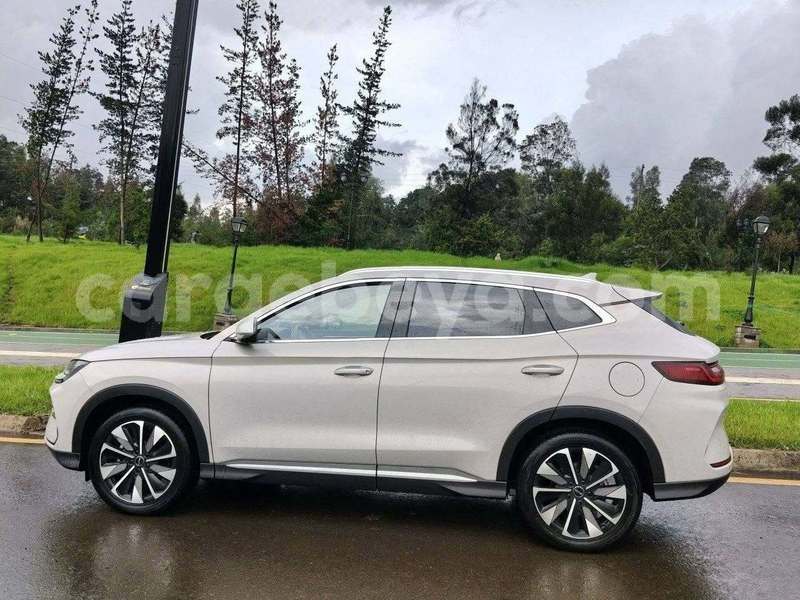 Big with watermark toyota surf africa addis ababa 13593