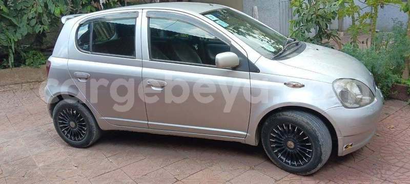 Big with watermark toyota vitz ethiopia addis ababa 13600