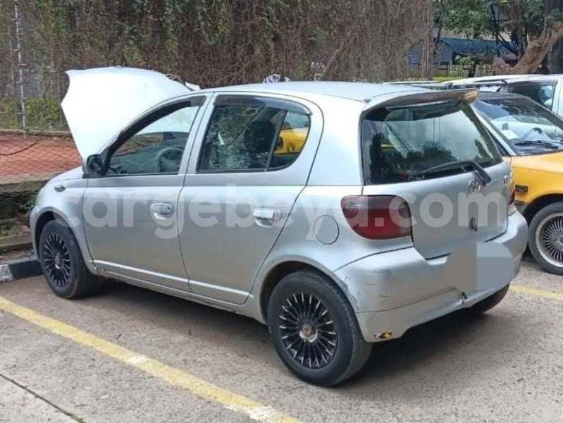 Big with watermark toyota vitz ethiopia addis ababa 13600