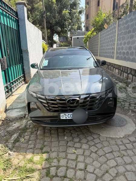 Big with watermark hyundai tucson ethiopia addis ababa 13603