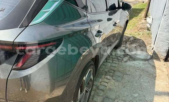 Oofamaa Hyundai Tucson Other Makiinaa iti Addis–Ababa keessatti Ethiopia keessatti Oofamaa Hyundai Tucson Other Makiinaa iti Addis–Ababa keessatti Ethiopia keessatti