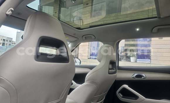 Oofamaa BYD Yuan pro White Makiinaa iti Addis–Ababa keessatti Ethiopia keessatti Oofamaa BYD Yuan pro White Makiinaa iti Addis–Ababa keessatti Ethiopia keessatti