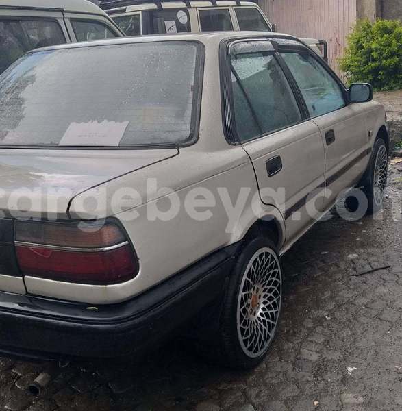 Big with watermark toyota windom ethiopia addis ababa 13608