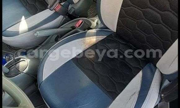 Oofamaa Toyota Vitz Other Makiinaa iti Addis–Ababa keessatti Ethiopia keessatti Oofamaa Toyota Vitz Other Makiinaa iti Addis–Ababa keessatti Ethiopia keessatti
