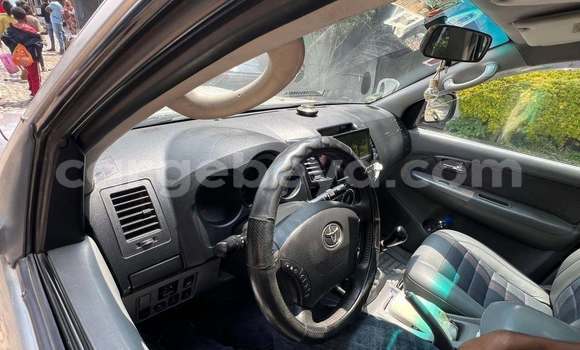 Oofamaa Toyota Hilux Other Makiinaa iti Addis–Ababa keessatti Ethiopia keessatti Oofamaa Toyota Hilux Other Makiinaa iti Addis–Ababa keessatti Ethiopia keessatti