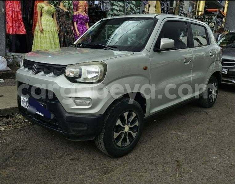 Big with watermark suzuki spacia africa addis ababa 13620