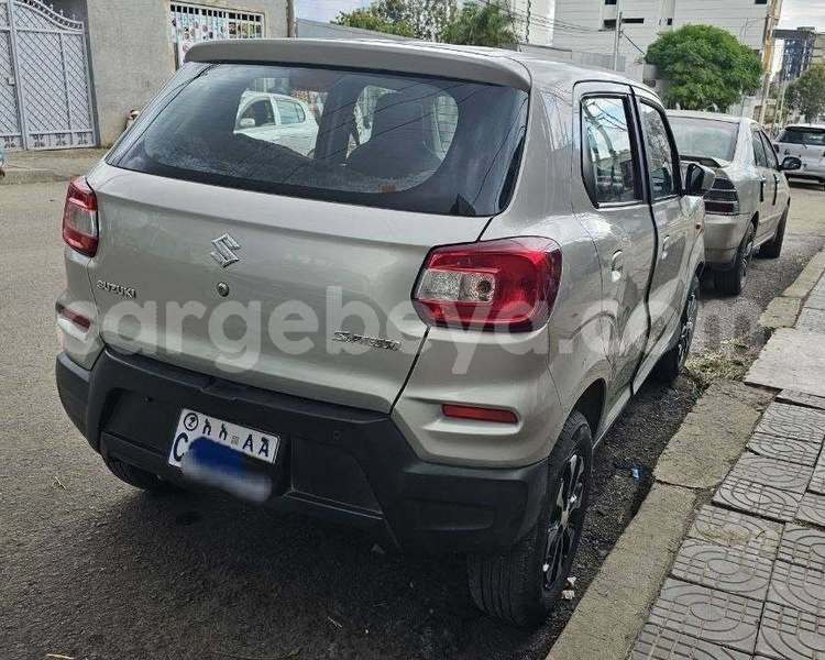 Big with watermark suzuki spacia africa addis ababa 13620