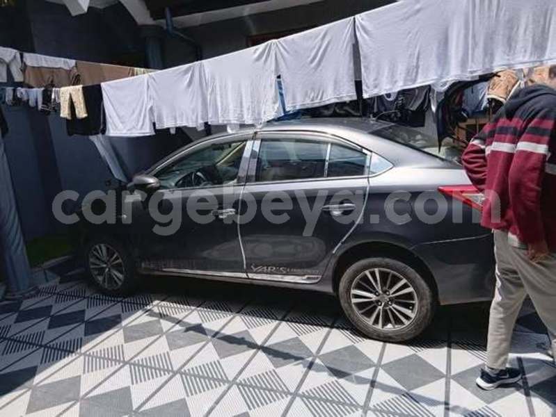 Big with watermark toyota yaris africa addis ababa 13634
