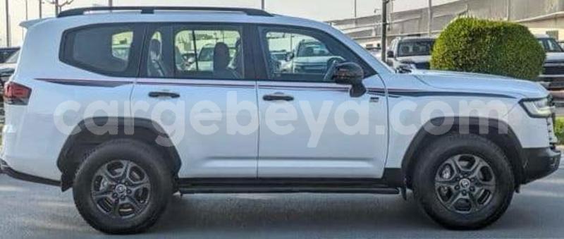 Big with watermark toyota land cruiser ethiopia addis ababa 13654