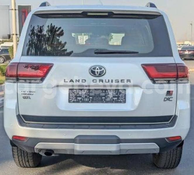 Big with watermark toyota land cruiser ethiopia addis ababa 13654