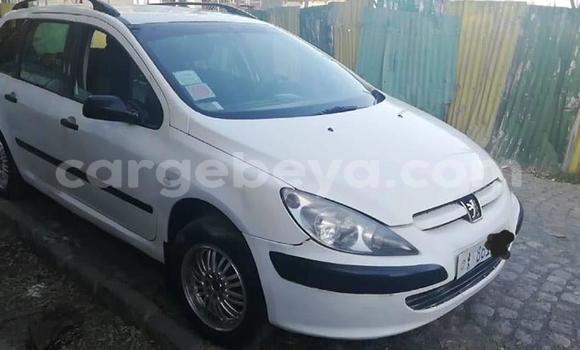 Buy Used Peugeot 207 White Car in Addis–Ababa in Ethiopia