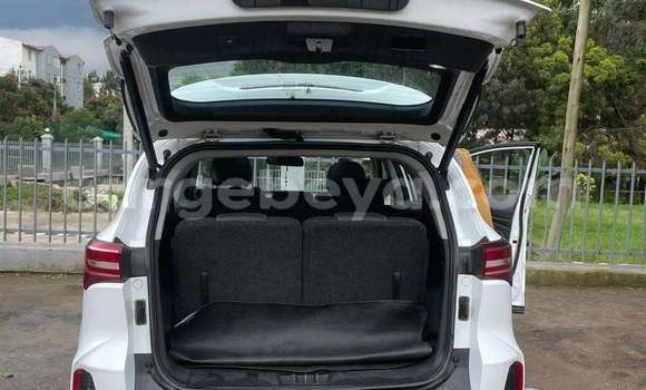 Buy Used Hyundai Kona White Car in Addis–Ababa in Ethiopia Buy Used Hyundai Kona White Car in Addis–Ababa in Ethiopia