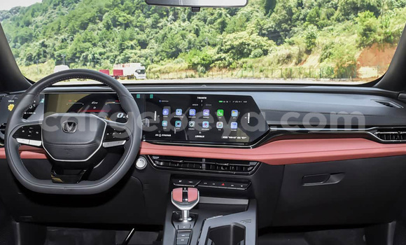 ይግዙ አዲስ Changan Explorer ነጭ መኪና በ ባኮ በ ደቡብ ይግዙ አዲስ Changan Explorer ነጭ መኪና በ ባኮ በ ደቡብ