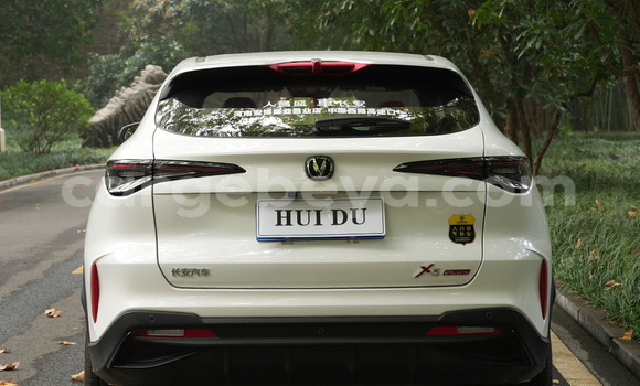 ይግዙ አዲስ Changan Explorer ነጭ መኪና በ ባኮ በ ደቡብ ይግዙ አዲስ Changan Explorer ነጭ መኪና በ ባኮ በ ደቡብ