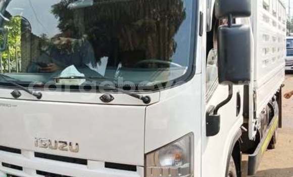 Buy Used Isuzu Axiom Other Car in Addis–Ababa in Ethiopia