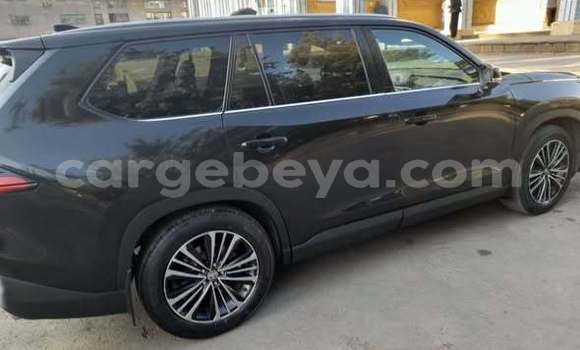 Buy Used Toyota Highlander Other Car in Addis ababa in Africa Buy Used Toyota Highlander Other Car in Addis ababa in Africa