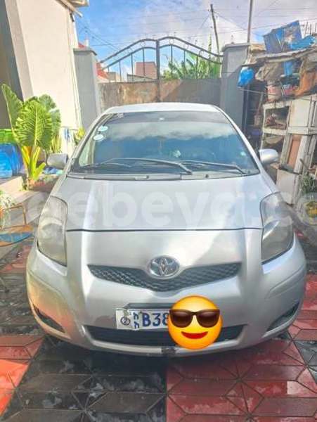 Big with watermark toyota yaris africa addis ababa 13710