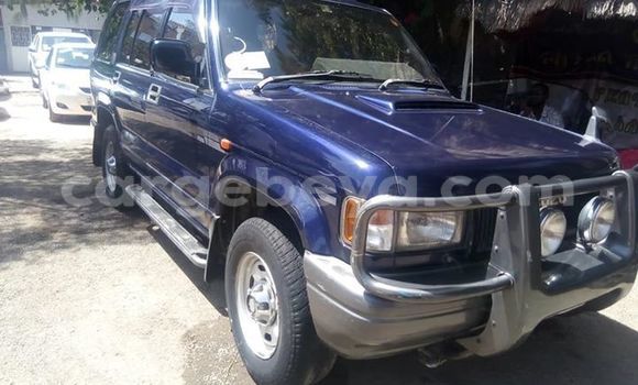 Buy Used Isuzu Trooper Blue Car in Addis–Ababa in Ethiopia