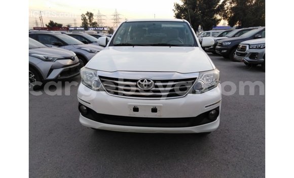 Imported Toyota Fortuner White Makiinaa iti Import - Dubai keessatti Ethiopia keessatti Imported Toyota Fortuner White Makiinaa iti Import - Dubai keessatti Ethiopia keessatti