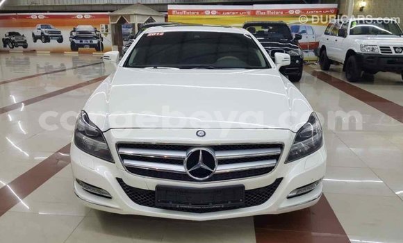 Buy Import Mercedes-Benz 190 (W201) White Car in Import - Dubai in Ethiopia Buy Import Mercedes-Benz 190 (W201) White Car in Import - Dubai in Ethiopia