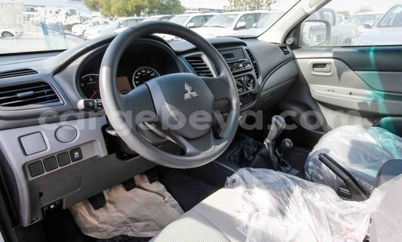 Buy Import Mitsubishi L200 White Car in Import - Dubai in Ethiopia Buy Import Mitsubishi L200 White Car in Import - Dubai in Ethiopia