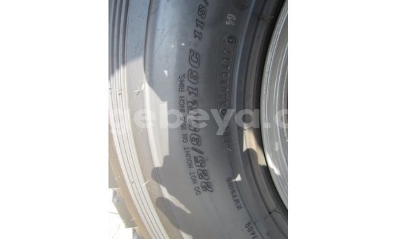 Buy Import Toyota Land Cruiser White Car in Import - Dubai in Ethiopia Buy Import Toyota Land Cruiser White Car in Import - Dubai in Ethiopia