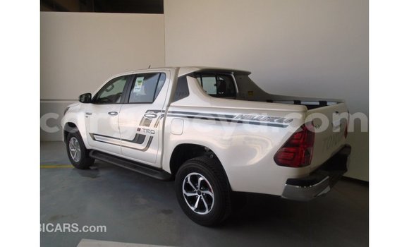Buy Import Toyota Hilux White Car in Import - Dubai in Ethiopia Buy Import Toyota Hilux White Car in Import - Dubai in Ethiopia