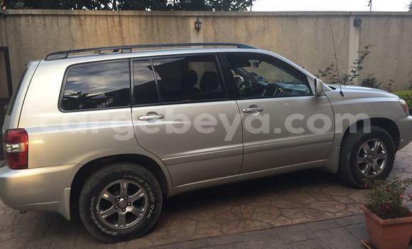 Buy Used Toyota Highlander Black Car in Addis–Ababa in Ethiopia Buy Used Toyota Highlander Black Car in Addis–Ababa in Ethiopia