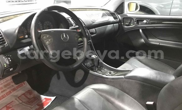 Buy Import Mercedes-Benz 190 (W201) Other Car in Import - Dubai in Ethiopia Buy Import Mercedes-Benz 190 (W201) Other Car in Import - Dubai in Ethiopia