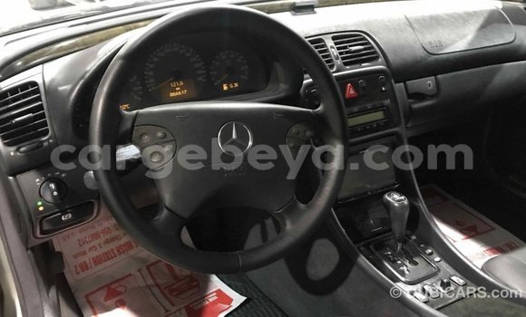 Buy Import Mercedes-Benz 190 (W201) Other Car in Import - Dubai in Ethiopia Buy Import Mercedes-Benz 190 (W201) Other Car in Import - Dubai in Ethiopia